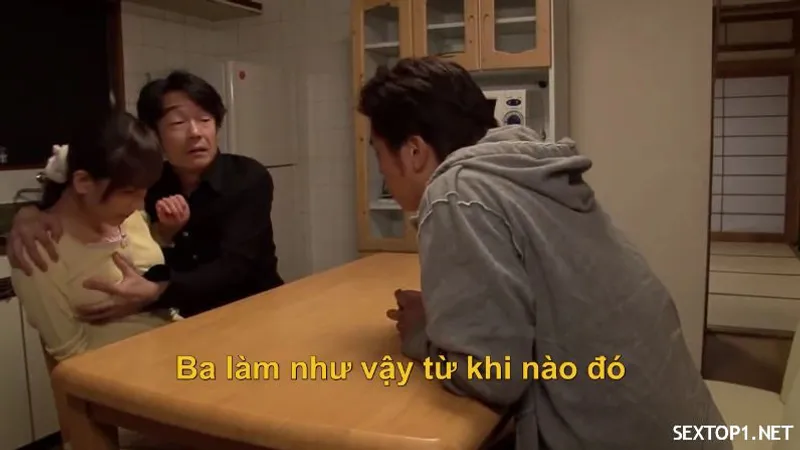 Bố và anh chồng yêu hiếp dâm nàng dâu vietsub